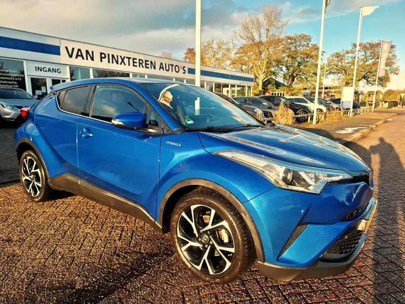 Toyota C-HR 1.8 Hybrid Dynamic NAVI/STOELVERW./CAMERA 2019 leasen bij DreamLease: foto 1