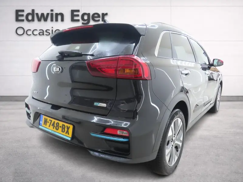 Kia e-Niro DynamicPlusLine 64 kWh 2021 leasen bij DreamLease: foto 2
