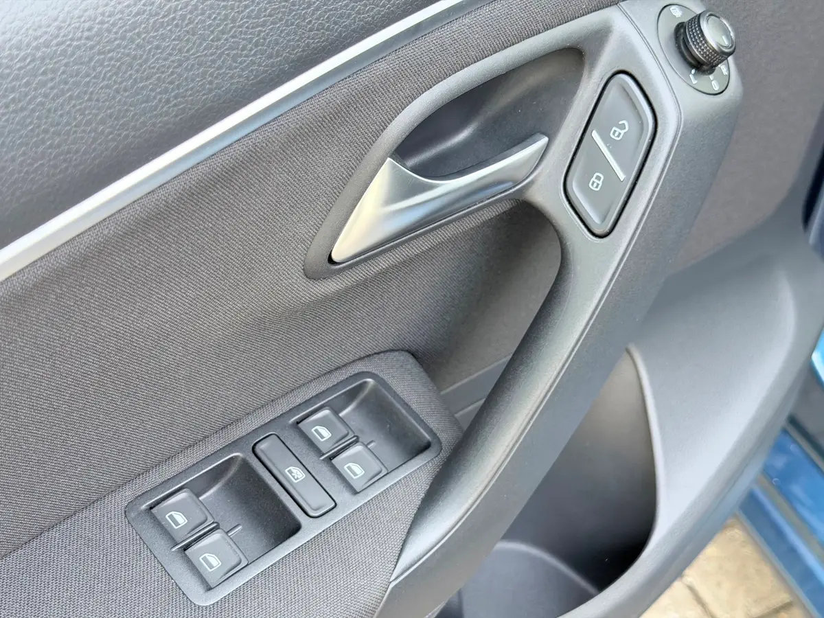 Volkswagen Polo 1.2 TSI Comfortline Business R AppleCarPlay: foto 15