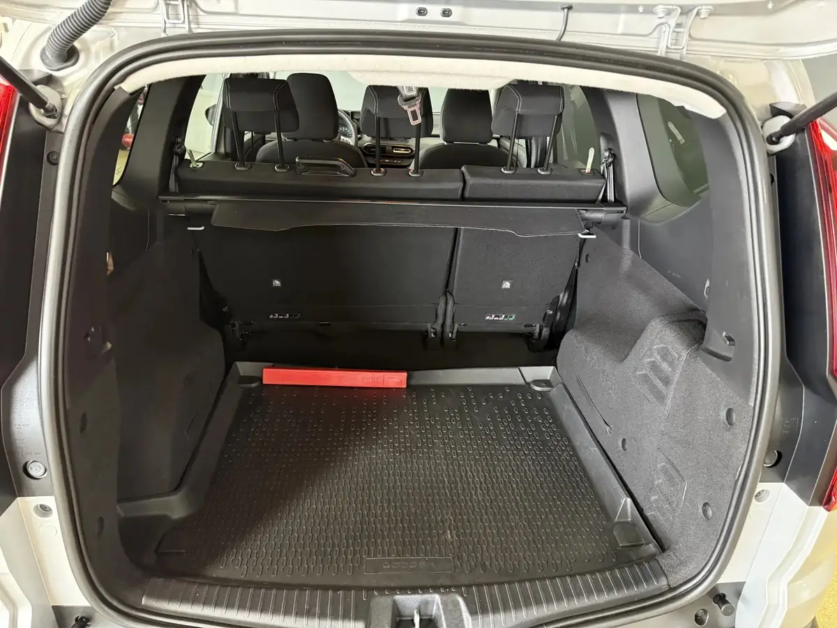 Dacia Jogger 1.0 TCe Extreme 5p. | Navi | Cruise: foto 22