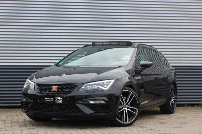 SEAT Leon ST 2.0 TSI CUPRA 4drive | Schaalstoelen | Panoramadak | Virtual dashboard | Keyless | Beats by DRE | Camera | Adaptive 2019 leasen bij DreamLease: foto 1