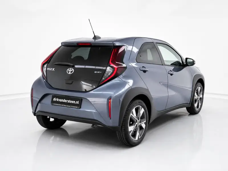 Toyota Aygo X Hybrid 115 play 2026 leasen bij DreamLease: foto 2