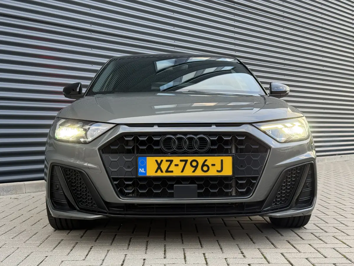 Audi A1 Sportback 25 TFSI edition one: foto 2
