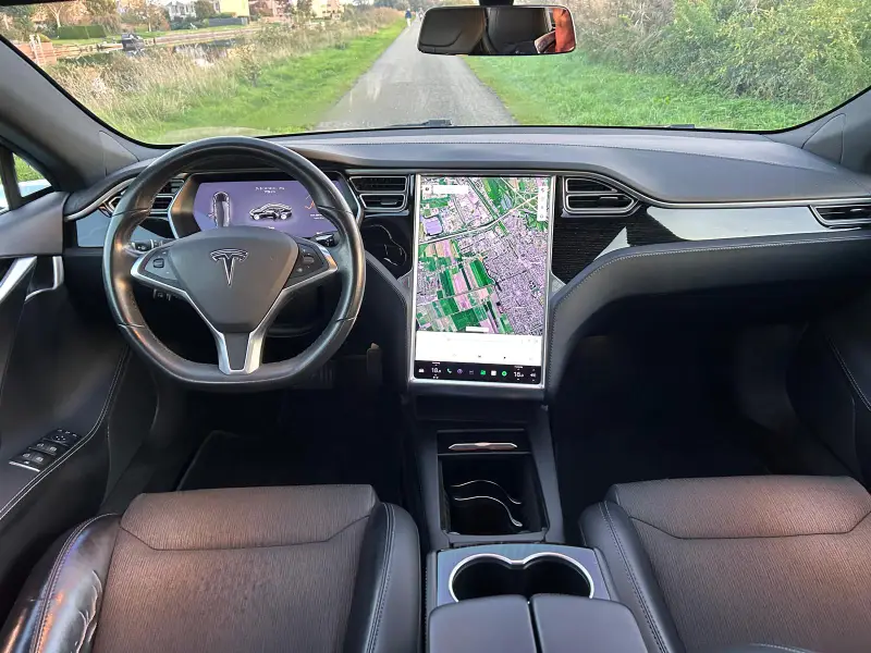 Tesla Model S 75D Base | Autopilot | Pano | Stoelverwarming | Dodehoek Detectie 2018 leasen bij DreamLease: foto 2