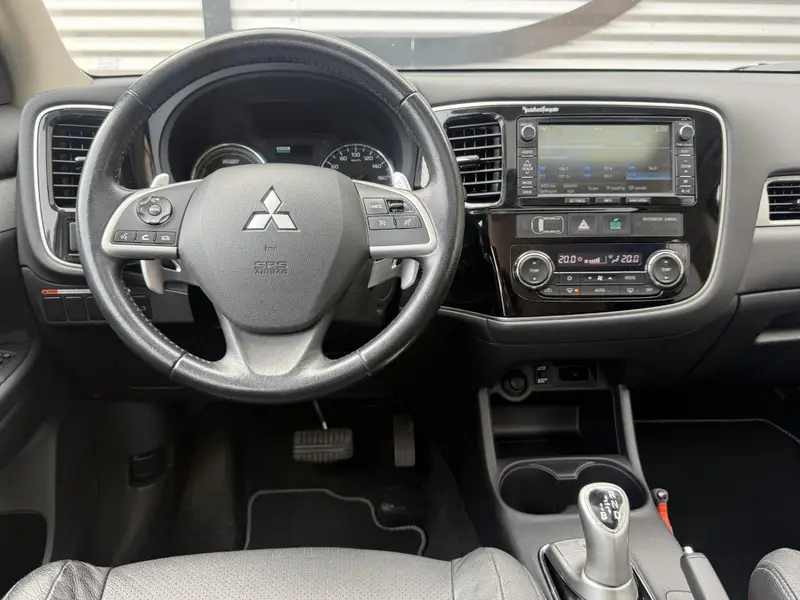 Mitsubishi Outlander 2.0 PHEV instyle 2013 leasen bij DreamLease: foto 2