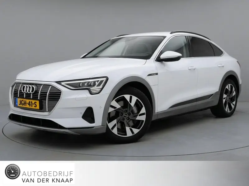 Audi e-tron Sportback 55 quattro Business edition 95 kWh 2023 leasen bij DreamLease: foto 1