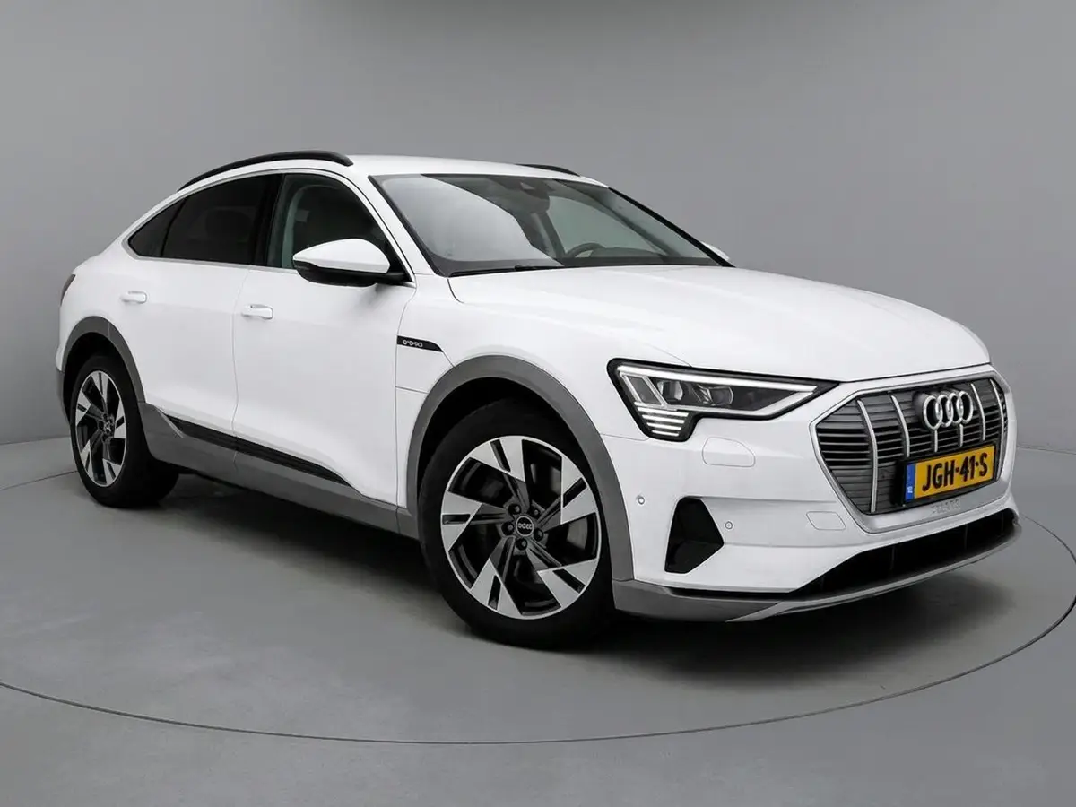 Audi e-tron Sportback 55 quattro Business edition 95 kWh: foto 2