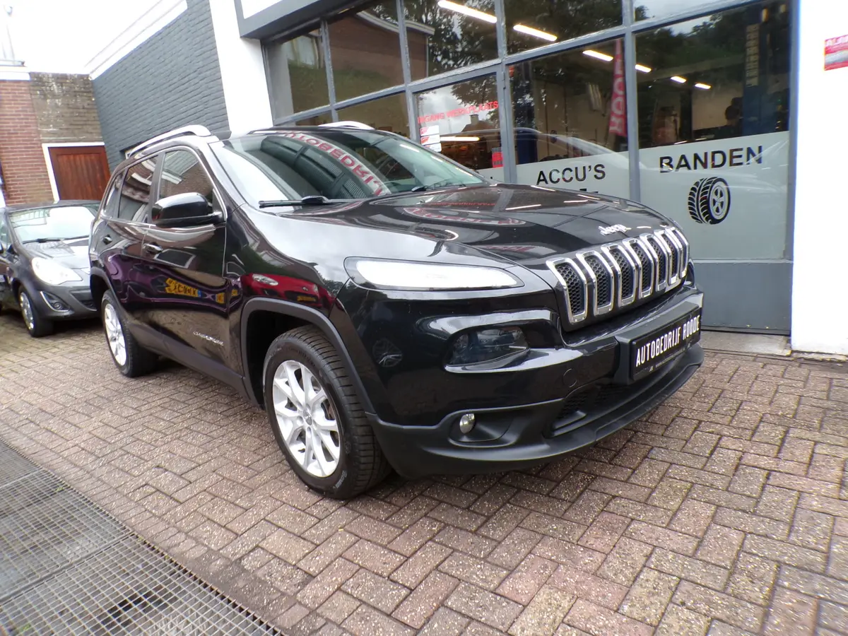 Jeep Cherokee 2.0 Longtitude: foto 2