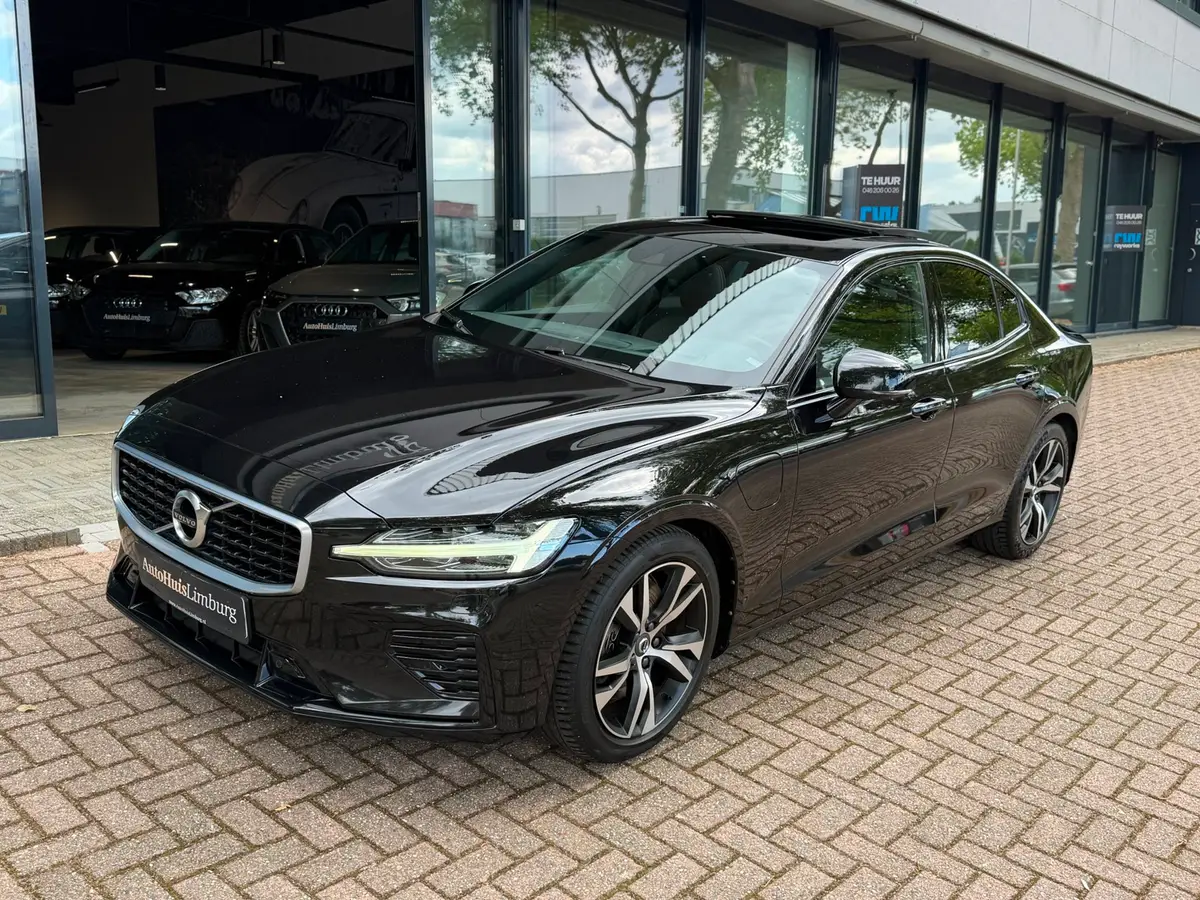 Volvo S60 2.0 T8 AWD Twin Engine R-Design|Pano|HUD|CarPlay|1e Eigenaar|Dealer onderhouden: foto 1