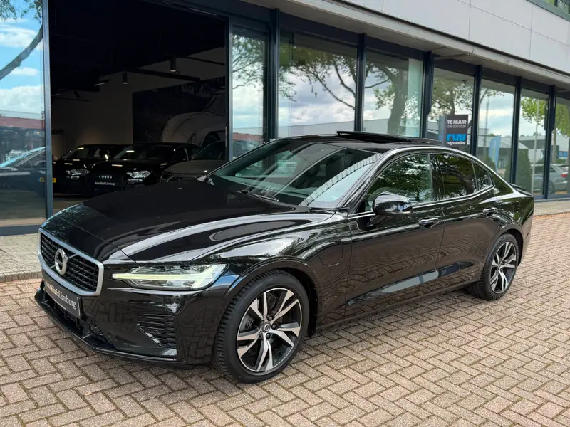 Volvo S60 2.0 T8 AWD Twin Engine R-Design|Pano|HUD|CarPlay|1e Eigenaar|Dealer onderhouden 2020 leasen bij DreamLease: foto 2