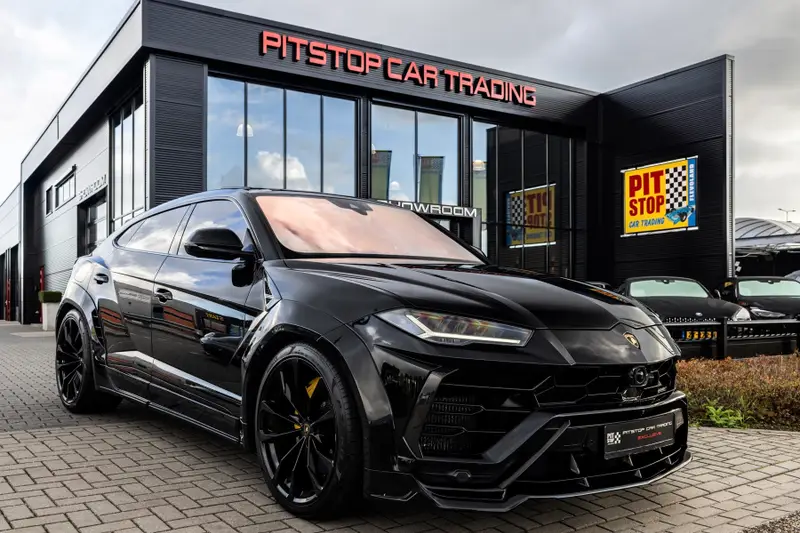 Lamborghini Urus 4.0 V8 Novitec 782pk, Wide-Body en uitlaat, Massage, 23 inch, Full Option! 2021 leasen bij DreamLease: foto 1