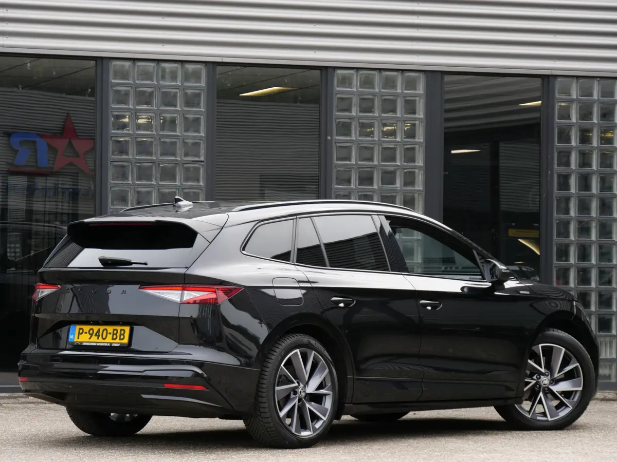 Škoda Enyaq iV 80 SPORTLINE/ MATRIX LED/ CAMERA/ KEYLESS/ SOH 93%: foto 2