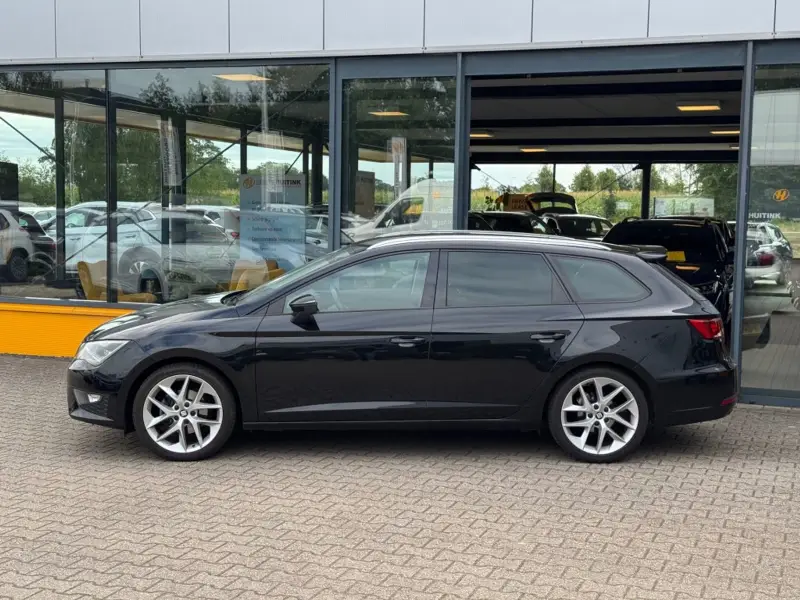 SEAT Leon 1.4 TSI FR - Navi - Apple carplay/Android auto 2016 leasen bij DreamLease: foto 2