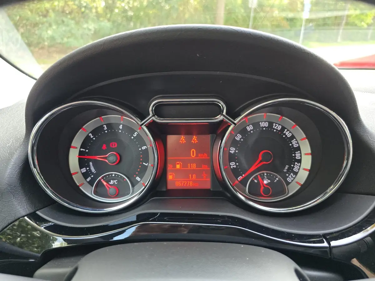 Opel ADAM 1.0 Turbo Jam Favourite: foto 32