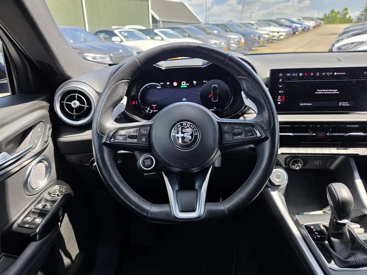 Alfa Romeo Tonale 1.5T Hybrid Edizione Speciale: foto 39