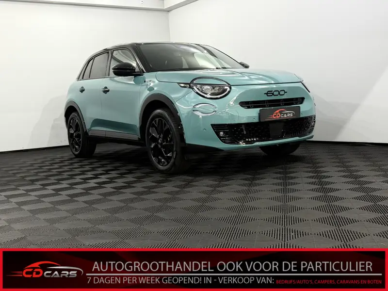 Fiat 600 1.2 Hybrid Sport 145PK 2026 leasen bij DreamLease: foto 1