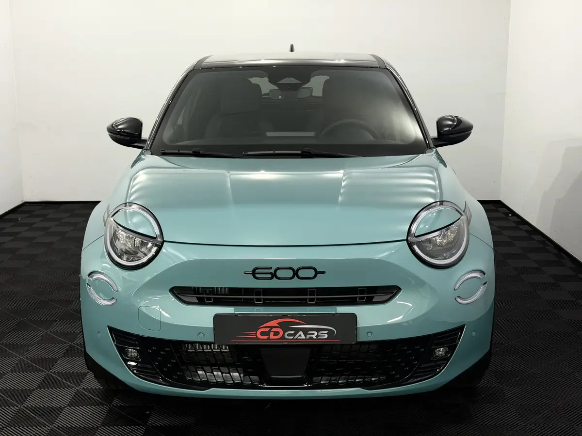 Fiat 600 1.2 Hybrid Sport 145PK: foto 2
