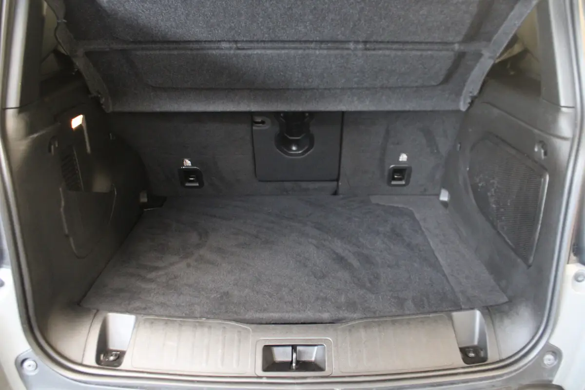 Jeep Renegade 4xe 240 Plug-in Hybrid Electric Trailhawk: foto 20