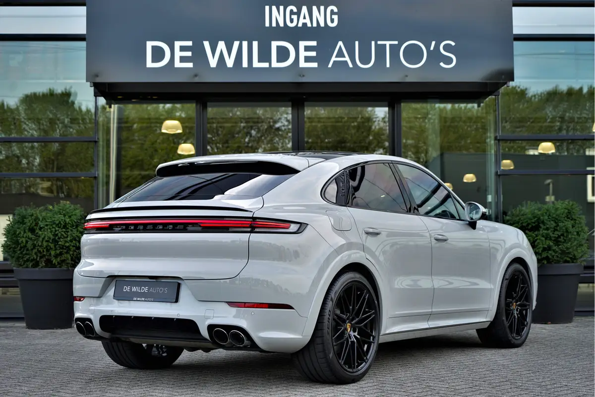 Porsche Cayenne Coupé 3.0 E-Hybrid SportDesign Krijt: foto 2