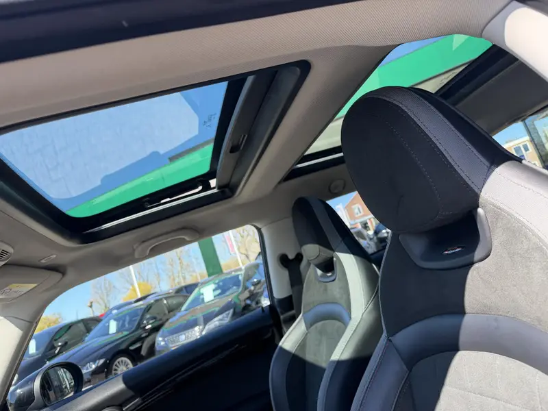 MINI 3-Deurs 2.0 Cooper S 60 Years Edition 2019 leasen bij DreamLease: foto 2