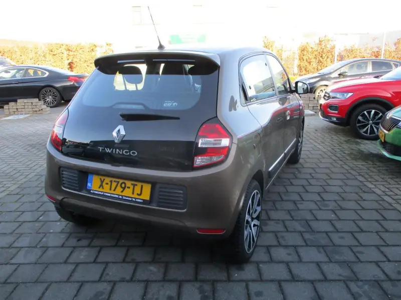 Renault Twingo 1.0 SCe Expression 2014 leasen bij DreamLease: foto 2