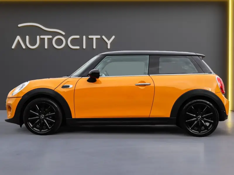 MINI Cooper Mini 1.5 Automaat 136PK | Stoelverwarming | Cruise l PDC l Nav 2014 leasen bij DreamLease: foto 2