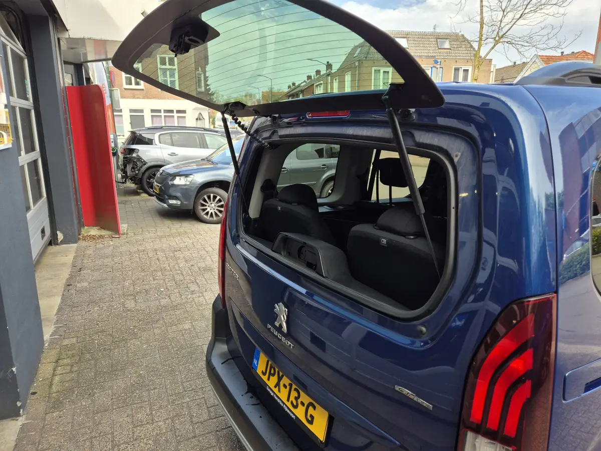 Peugeot Rifter 1.2 Puretech GT-Line 7 persoon: foto 19