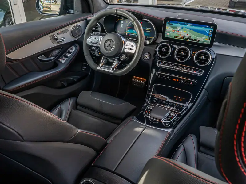 Mercedes-Benz GLC Coupé AMG 43 4MATIC 2021 leasen bij DreamLease: foto 2