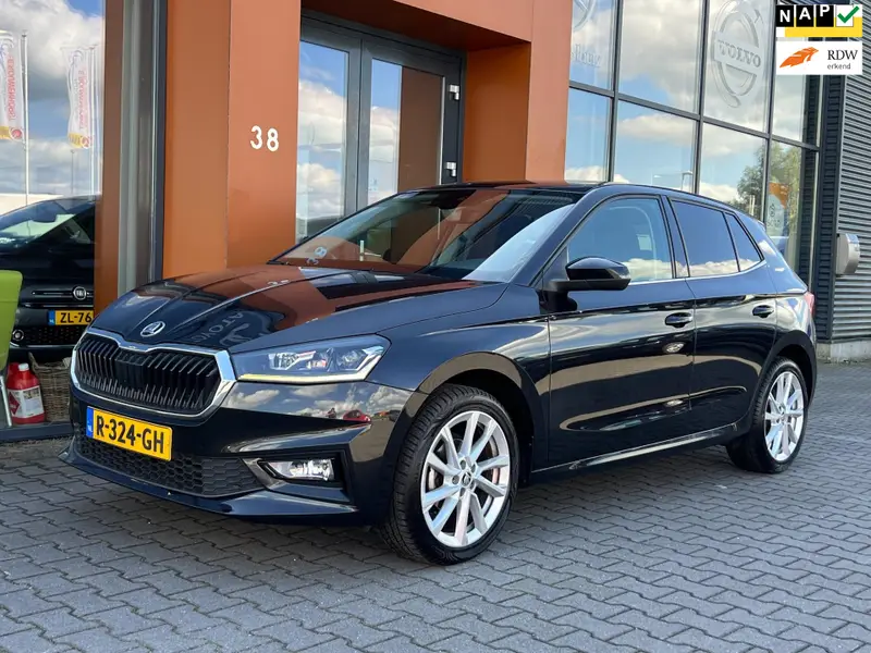 Škoda Fabia 1.0TSI|Virtual dash|Cruise|LED|PDC|PANO|Carplay 2022 leasen bij DreamLease: foto 1