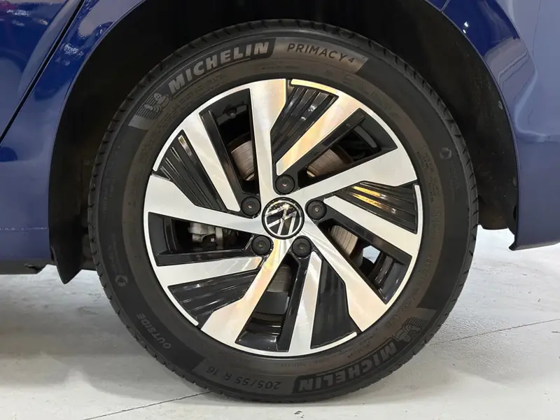 Volkswagen Golf 1.4 eHybrid Style*Blindspot*Massage/stoelverwarming* 2022 leasen bij DreamLease: foto 2