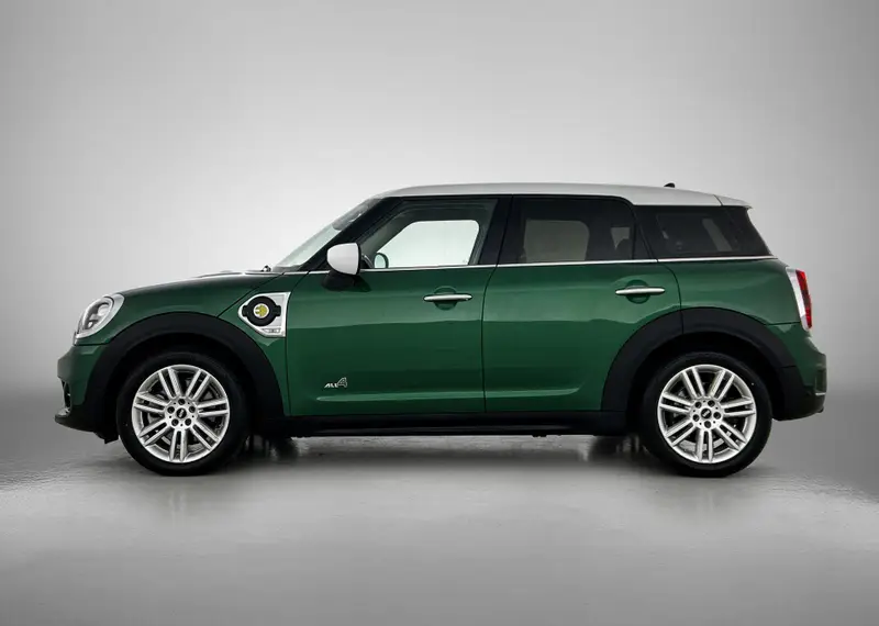 MINI Countryman 1.5 Cooper S E ALL4 Salt 2020 leasen bij DreamLease: foto 2