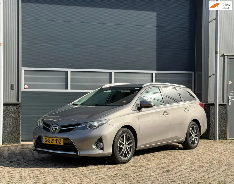 Toyota Auris Touring Sports 1.6 Aspiration bj.2014 Camera|Navi|Clima|OH historie. 2014 leasen bij DreamLease: foto 1