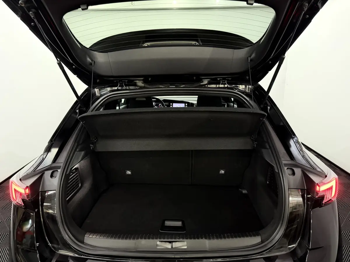 Opel Mokka-e Ultimate 50-kWh 11kw bl.: foto 26