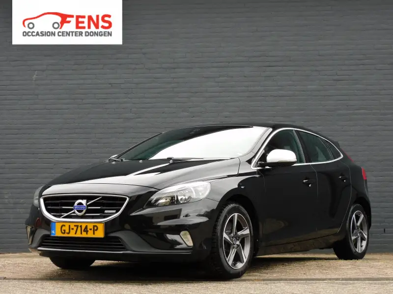 Volvo V40 1.6 T4 R-Design 2015 leasen bij DreamLease: foto 1