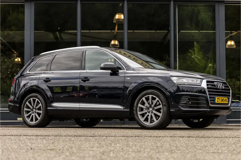 Audi Q7 3.0 TDI quattro Pro Line 7p 2019 leasen bij DreamLease: foto 1