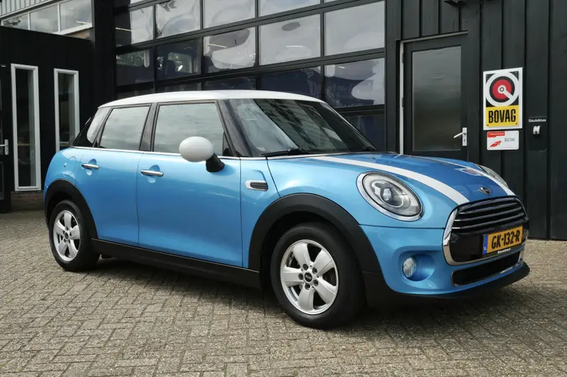 MINI 5-Deurs 1.5 Cooper Chili Business 2015 leasen bij DreamLease: foto 1