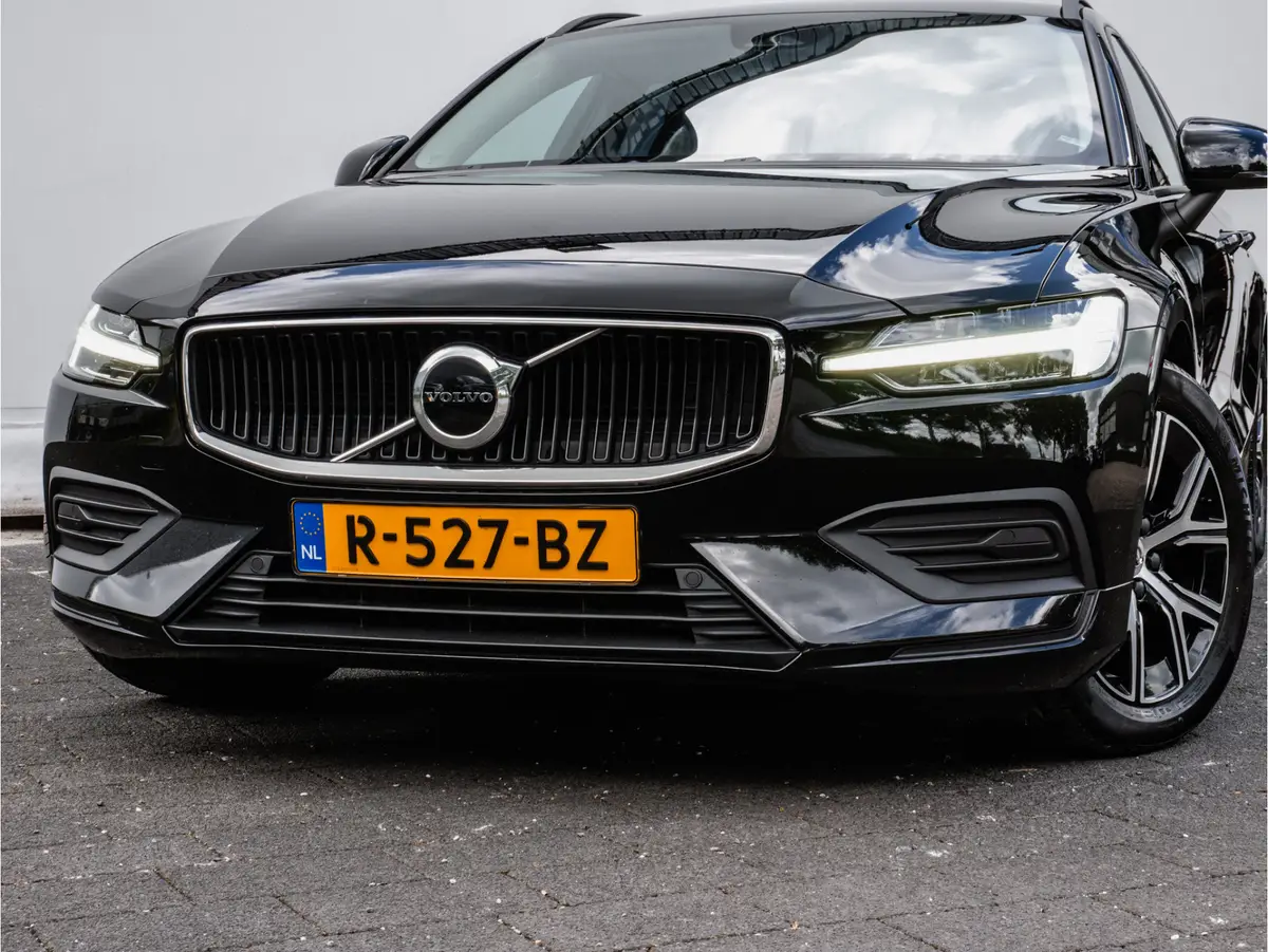 Volvo V60 2.0 B3 Aut. Essential: foto 2