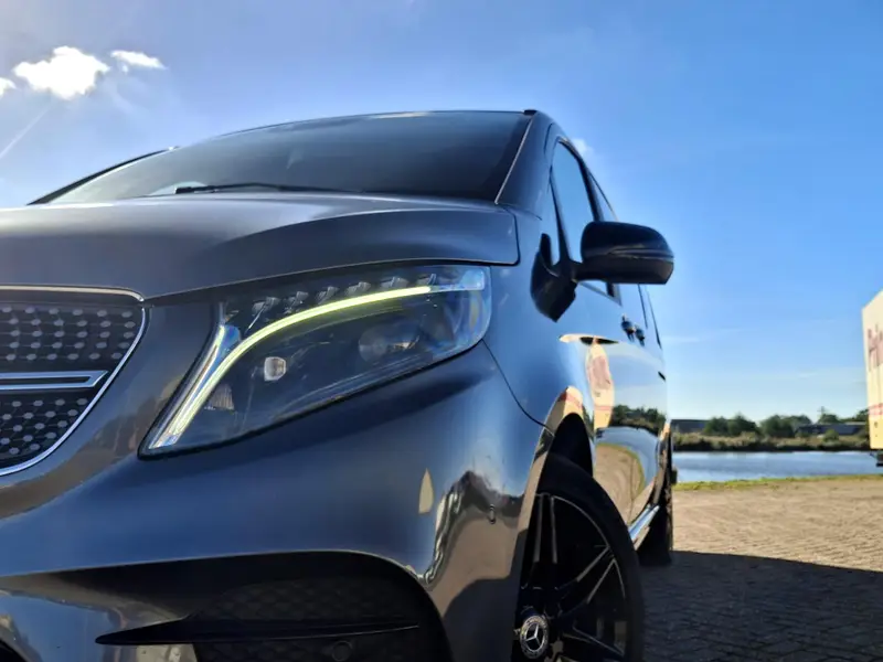 Mercedes-Benz V-Klasse 300d Extra Lang DC 2023 leasen bij DreamLease: foto 2