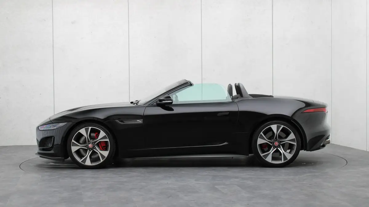 Jaguar F-TYPE P450 AWD First Edition: foto 2