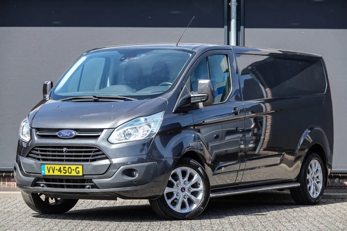 Ford Transit Custom L2H1 2.2Tdci 125Pk | Anniversary Edition | Stoel-Bank | Achteruitrijcamera | Trekhaak | Side-Bars | 18'' | Magnetic Grey: foto 1