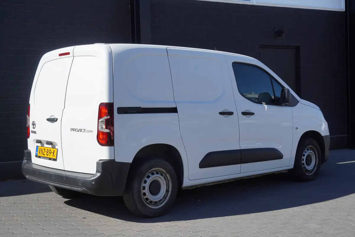 Toyota ProAce CITY 1.5 D-4D EURO 6: foto 2