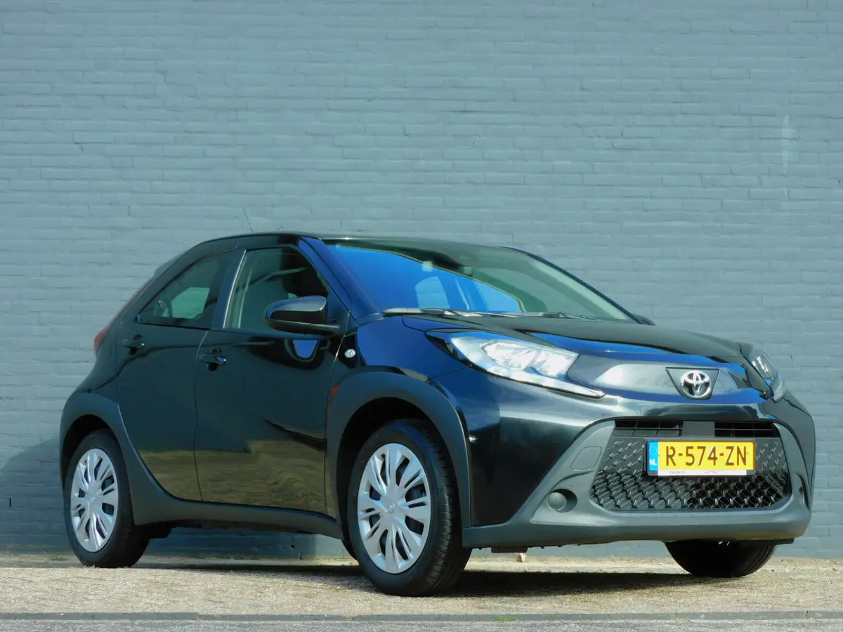 Toyota Aygo X 1.0 VVT-i MT Play: foto 2