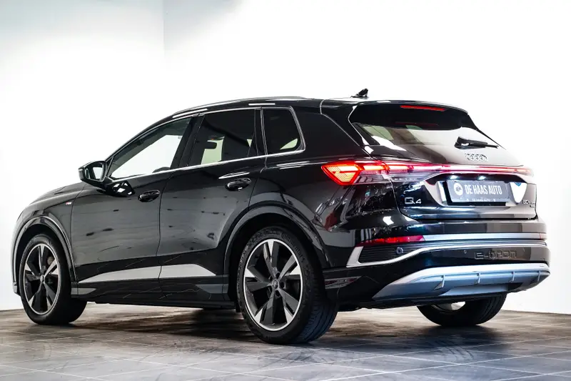 Audi Q4 e-tron 50 quattro S-Line|91%SOH|Pano dak|Diamant leder|Head up|Acc 2021 leasen bij DreamLease: foto 2