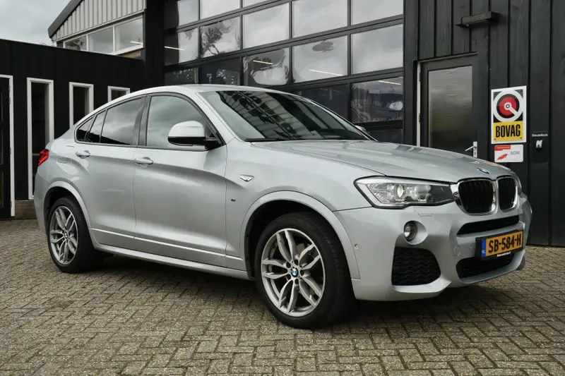 BMW X4 xDrive20i High Executive M Sport Edition 2018 leasen bij DreamLease: foto 1