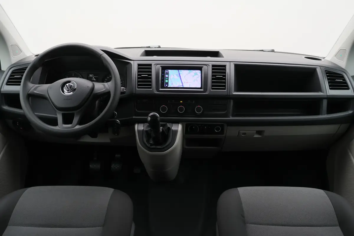 Volkswagen Transporter T6 Kombi 2.0 TDI L2H1 Buscamper: foto 2