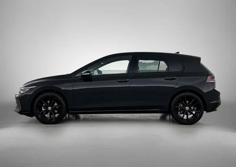 Volkswagen Golf 1.5 eTSI Black Line 2025 leasen bij DreamLease: foto 2