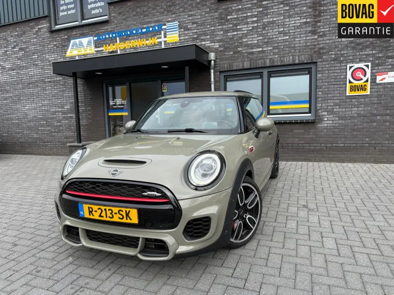 MINI Cooper Mini 2.0 John Works Chili 2019 leasen bij DreamLease: foto 1