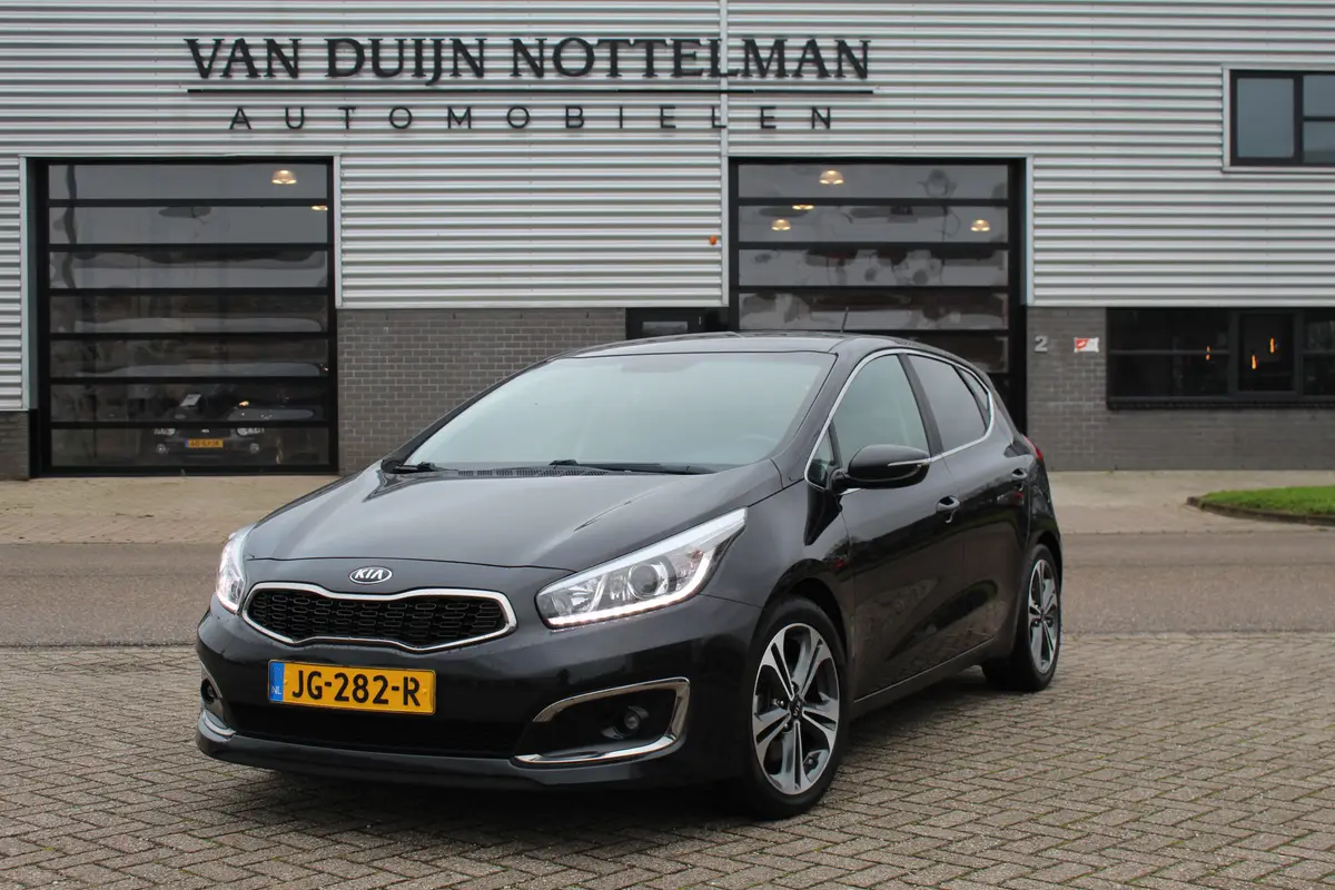 Kia cee'd 1.0 T-GDi DynamicLine: foto 1
