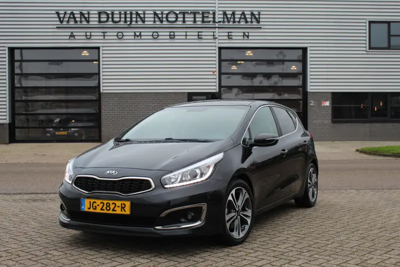 Kia cee'd 1.0 T-GDi DynamicLine 2016 leasen bij DreamLease: foto 1