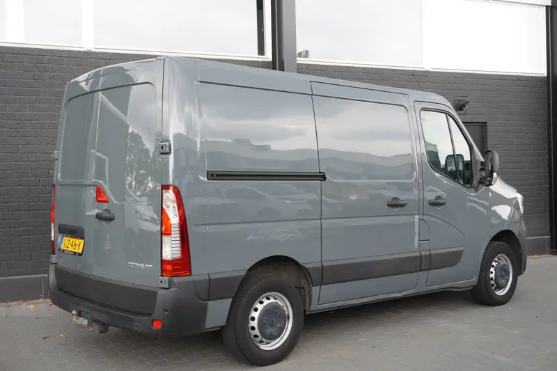 Renault Master 2.3 dCi 135PK EURO 6 2021 leasen bij DreamLease: foto 2